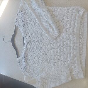 Guess Loose Knit Creamy White Sweater Size M